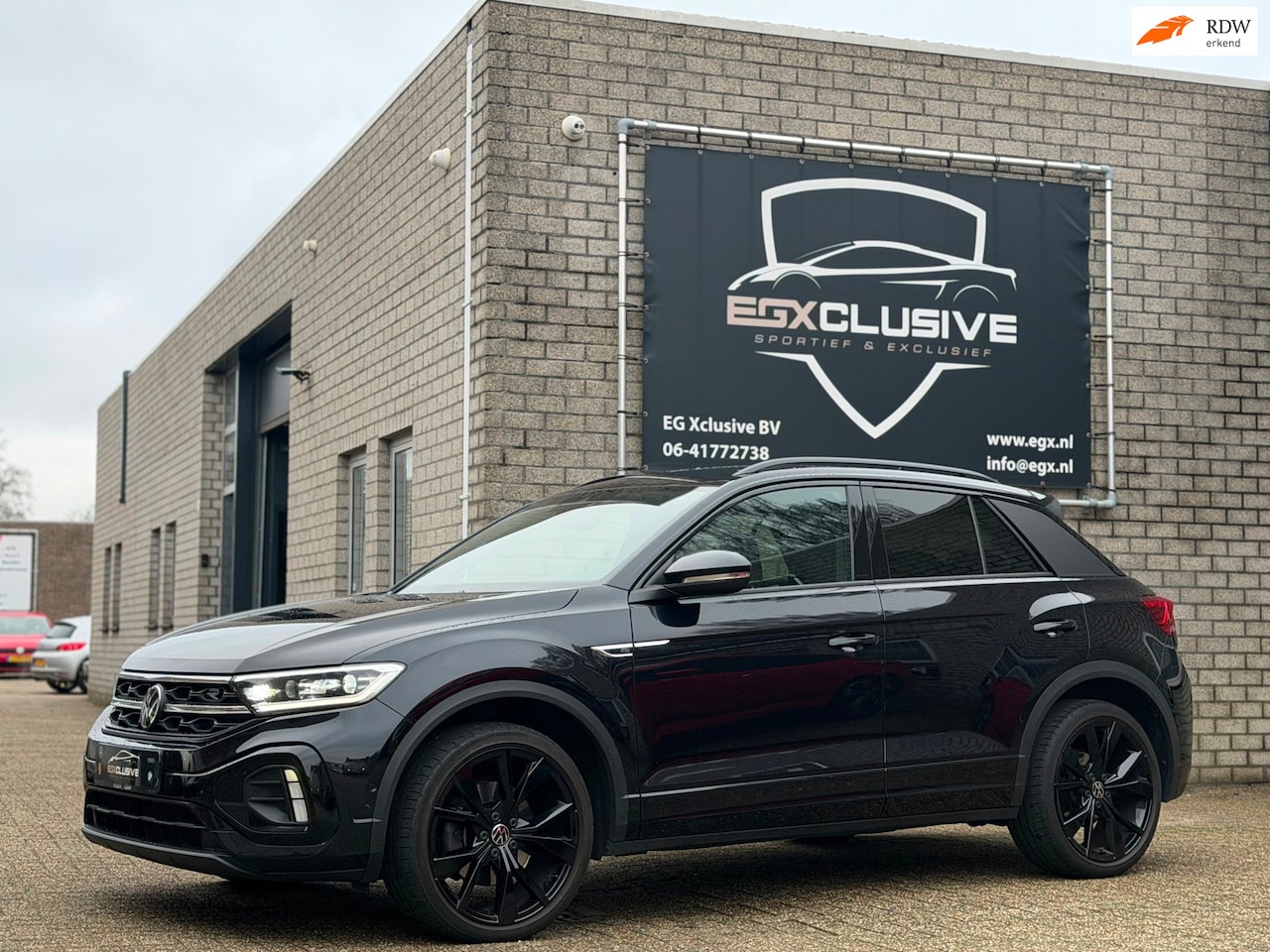 Volkswagen T-Roc - 1.5 TSI R-Line Business+ ACC/Sfeer/Massage - AutoWereld.nl