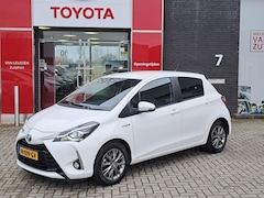 Toyota Yaris - 1.5 Hybrid Dynamic STOELVERWARMING CRUISECONTROL APPLECARPLAY LEDEREN BEKLEDING ACHTERUITR