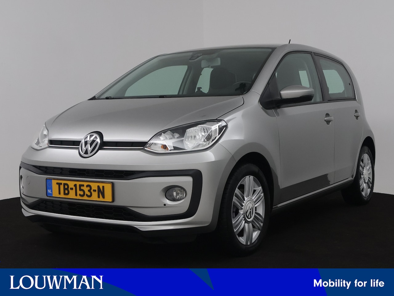 Volkswagen Up! - 1.0 BMT high up! | Cruise control | Airco | Radio met bluetooth | Parkeersensoren achter | - AutoWereld.nl