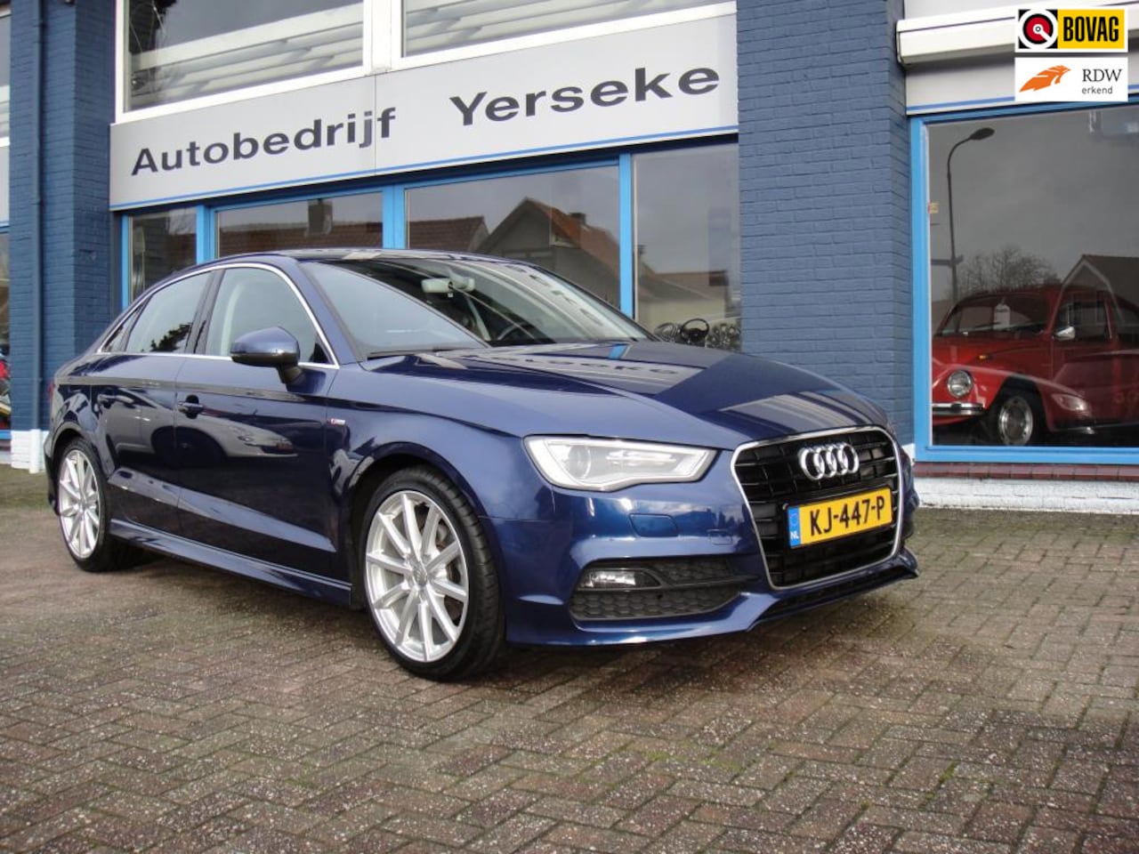 Audi A3 Limousine - 1.4 TFSI Ambiente Pro Line Plus S-lIne trekhaak - AutoWereld.nl