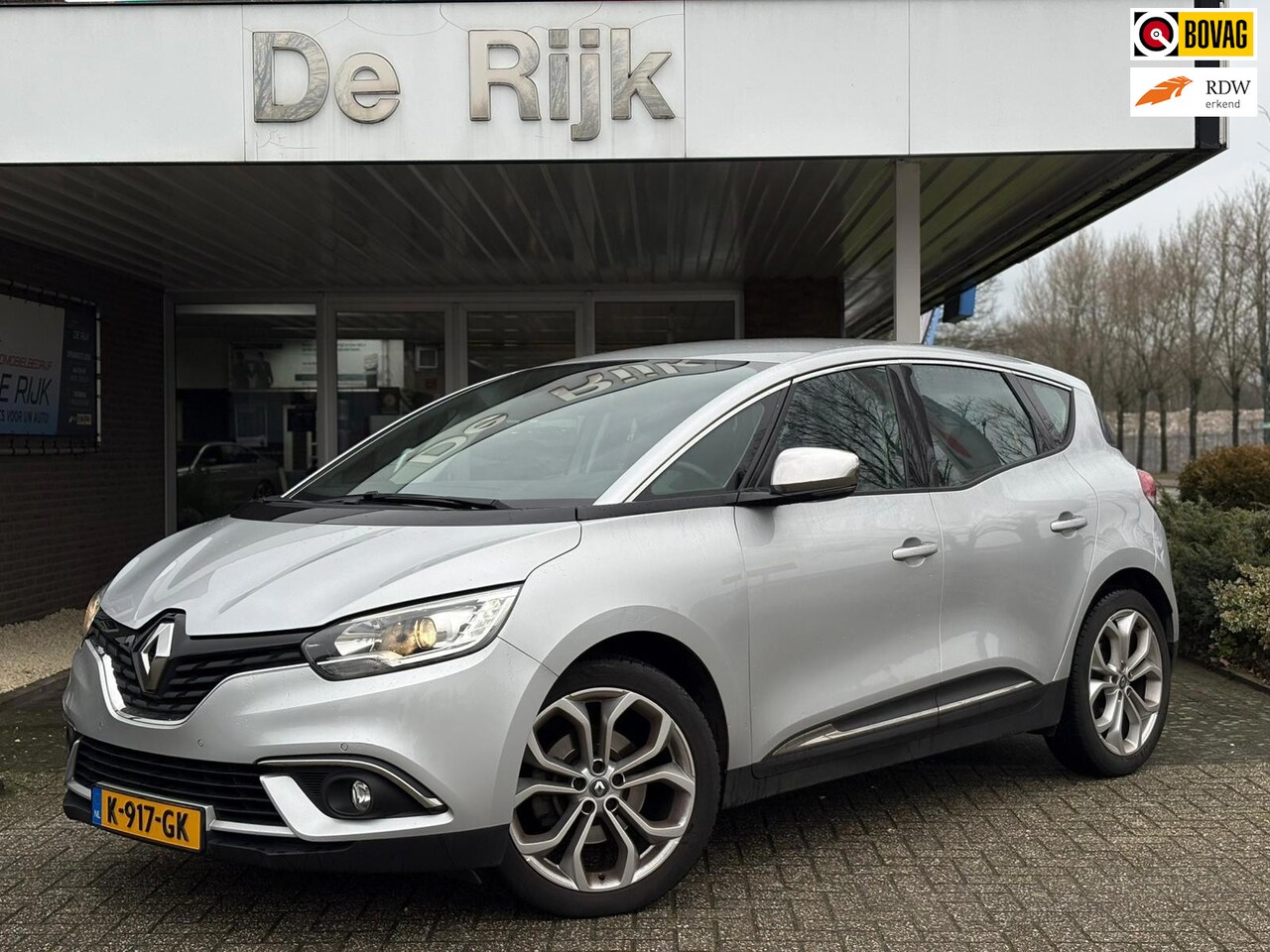 Renault Scénic - 1.2 TCe Zen | Navi, PDC, Cruise, Trekhaak, 20'' LMV, El. Ramen/Spiegels | Goed onderhouden - AutoWereld.nl