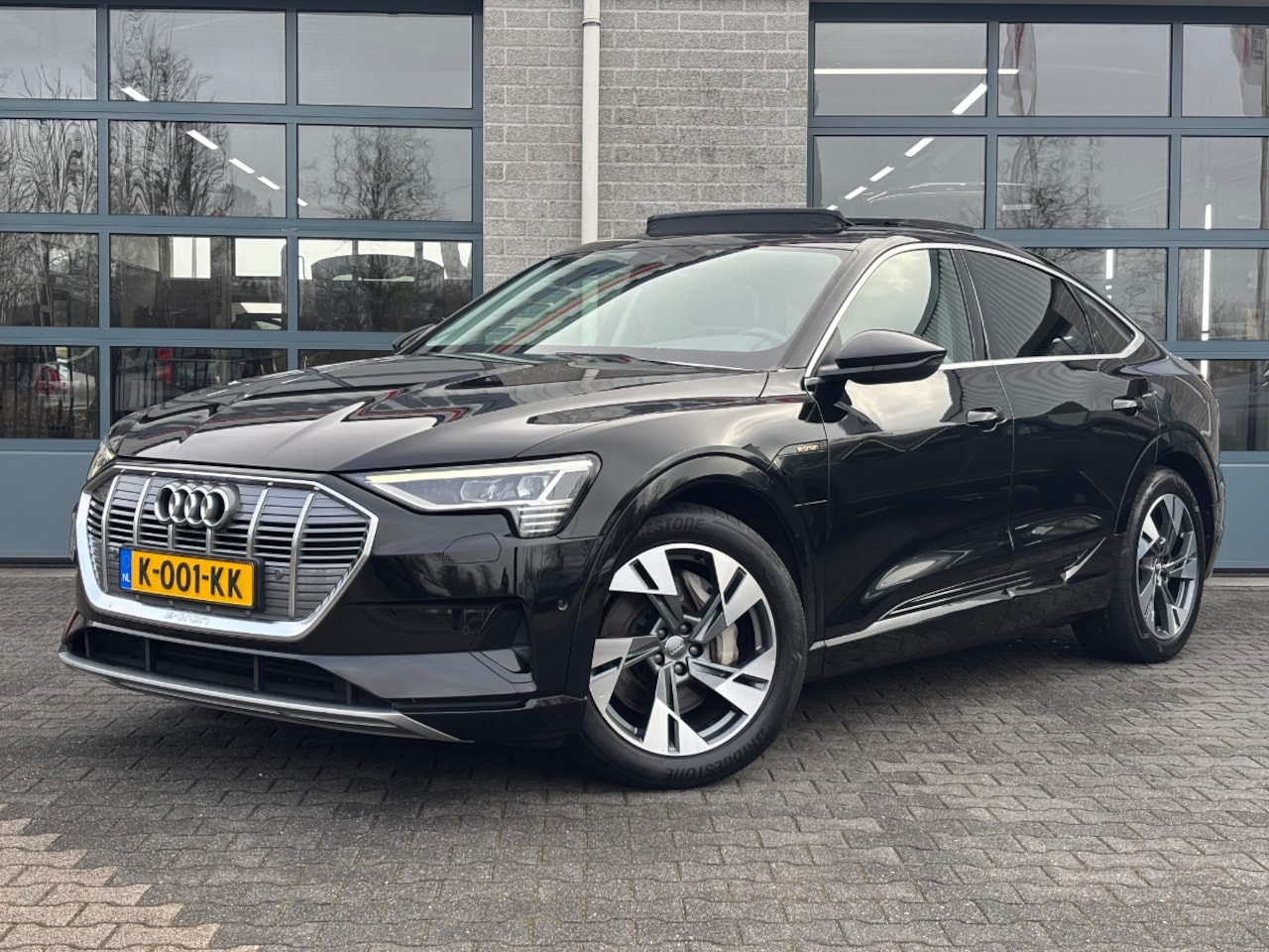 Audi e-tron Sportback - 50 quattro Business edition Plus 71 kWh | PANORAMADAK | STOELVERWARMING | - AutoWereld.nl