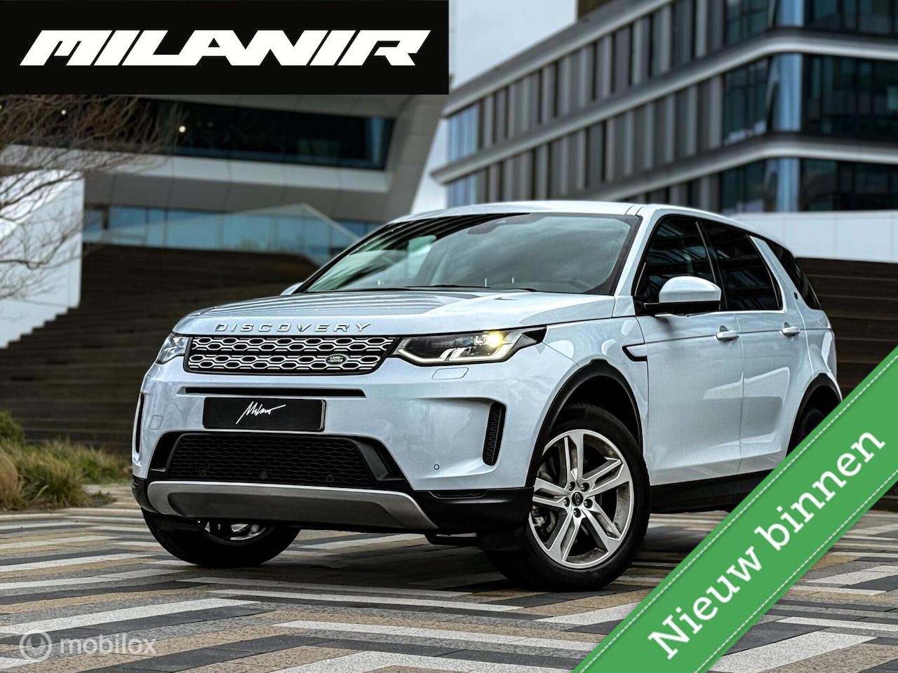 Land Rover Discovery Sport - P250 2.0 R-Dynamic SE P250 2.0 R-Dynamic SE|Pano|Leder - AutoWereld.nl