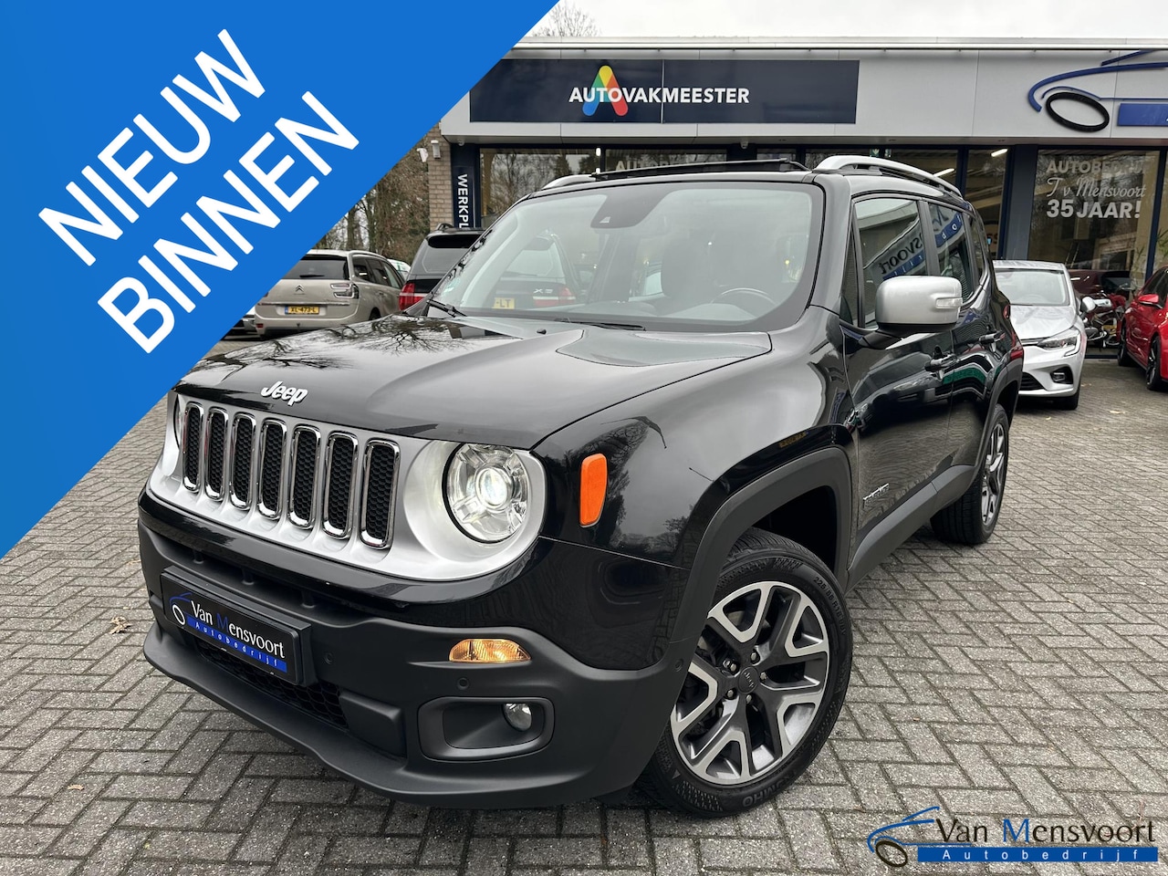 Jeep Renegade - 1.4 MultiAir 170PK Automaat Limited AWD 1eEig|Panorama|Xenon|Trekhaak|Camera - AutoWereld.nl
