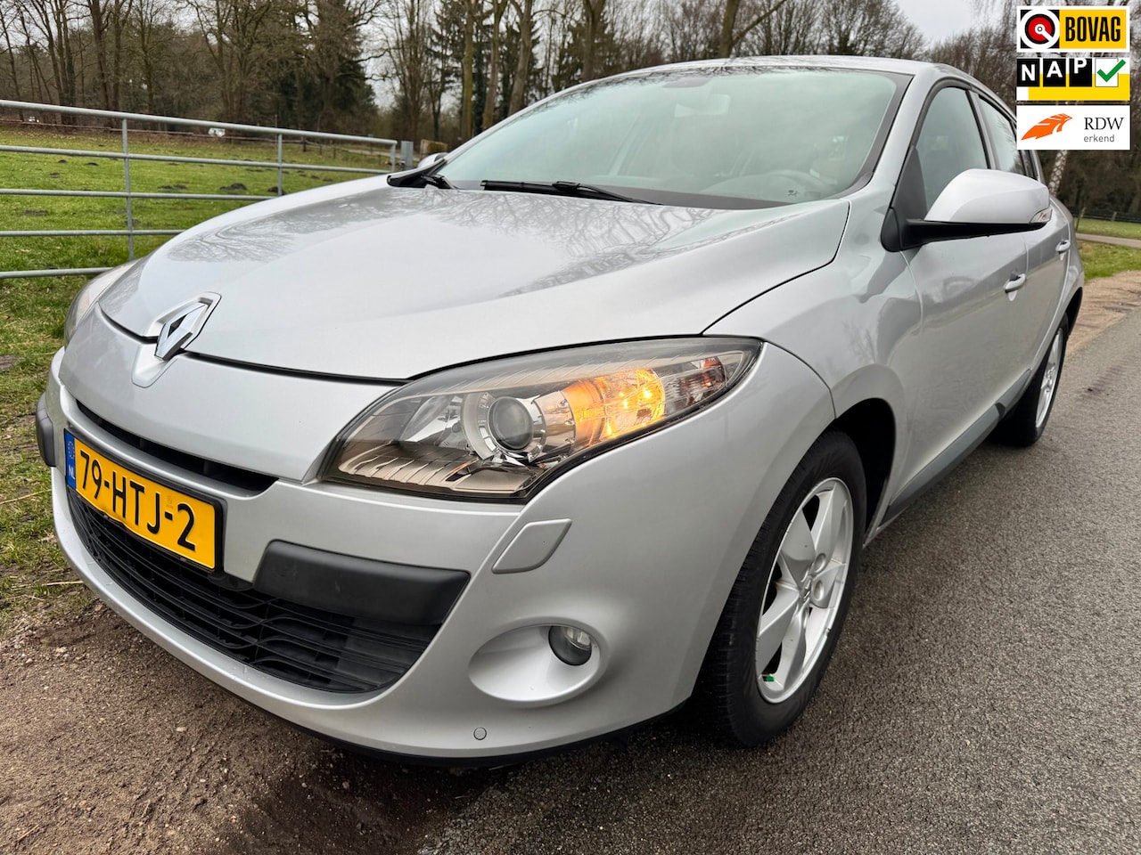 Renault Mégane - 2.0 Dynamique DEALER onderhouden|1ste eigenaar - AutoWereld.nl