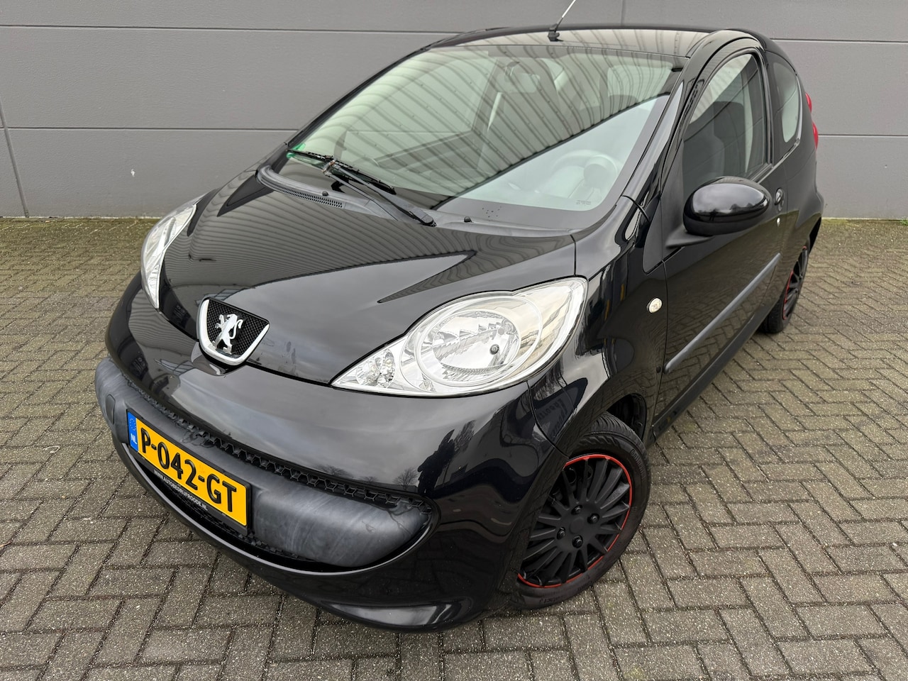 Peugeot 107 - 1.0-12V XR*AIRCO*APK*NAP*ELKT-RAAM - AutoWereld.nl