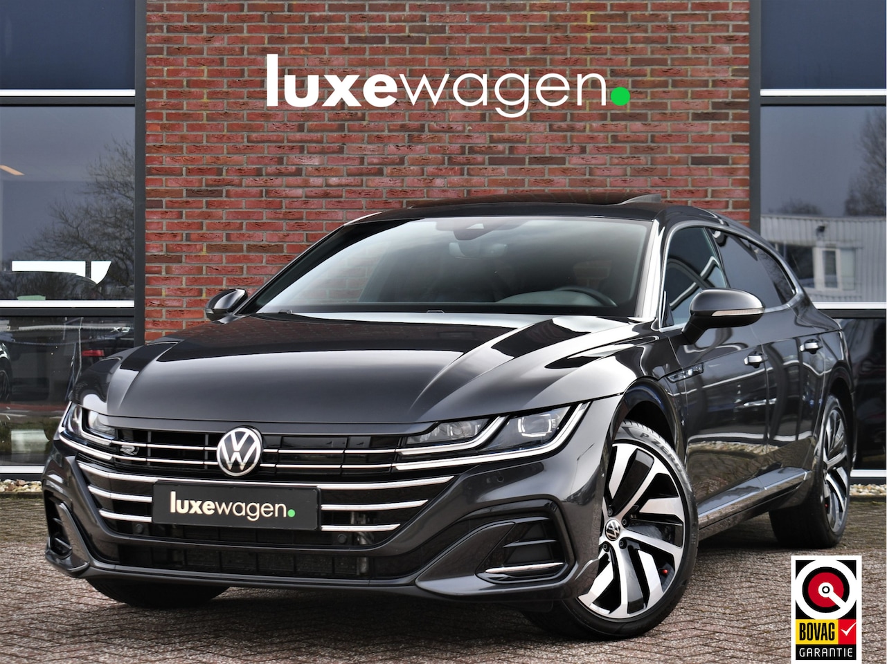 Volkswagen Arteon Shooting Brake - 1.4 TSI eHybrid R-Line Pano R-zetels Trekh DCC ACC - AutoWereld.nl