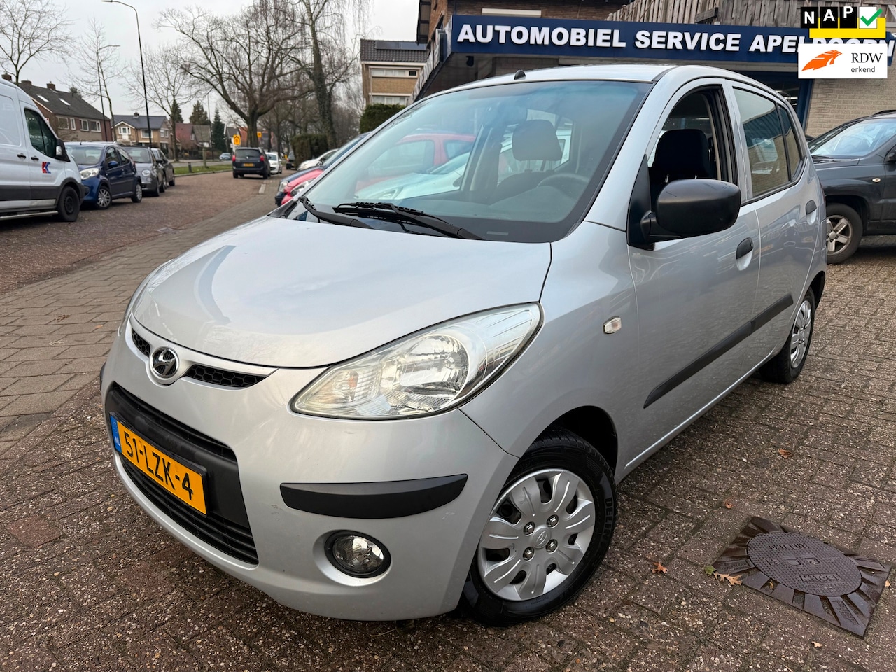 Hyundai i10 - 1.1 Active Cool NAP *APK*AIRCO*ELEKTR. RAMEN*STUURBEKR.* - AutoWereld.nl