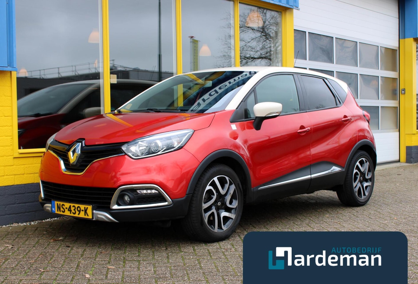 Renault Captur - 1.2 TCe Helly Hansen Navi Clima - AutoWereld.nl
