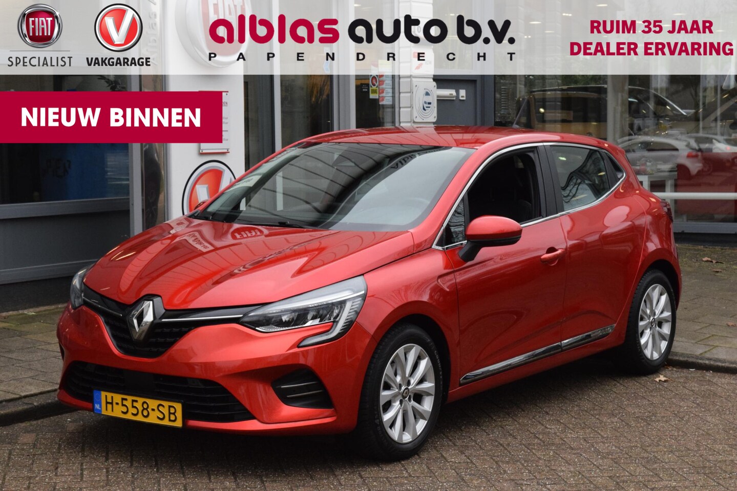 Renault Clio - 1.0 TCe Intens|Camera|Carplay|Dealero.h.| - AutoWereld.nl