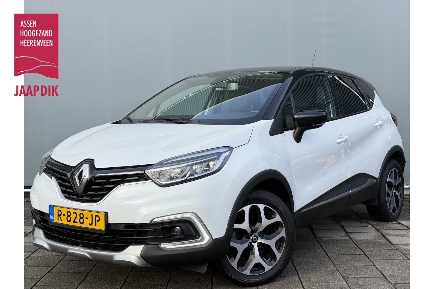 Renault Captur - BWJ 2017 | 1.2 TCe 119PK Intens AUTOMAAT | TREKHAAK | CAMERA A | CLIMA | NAVI | PDC 2X | 1 - AutoWereld.nl