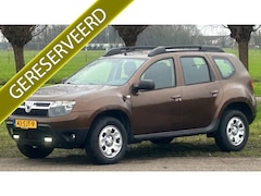 Dacia Duster - 1.6 Lauréate 4WD AIRCO, ELEC. RAMEN/SPIEGELS, CENTRALE DEURVERGRENDELING, DEELBARE ACHTERB