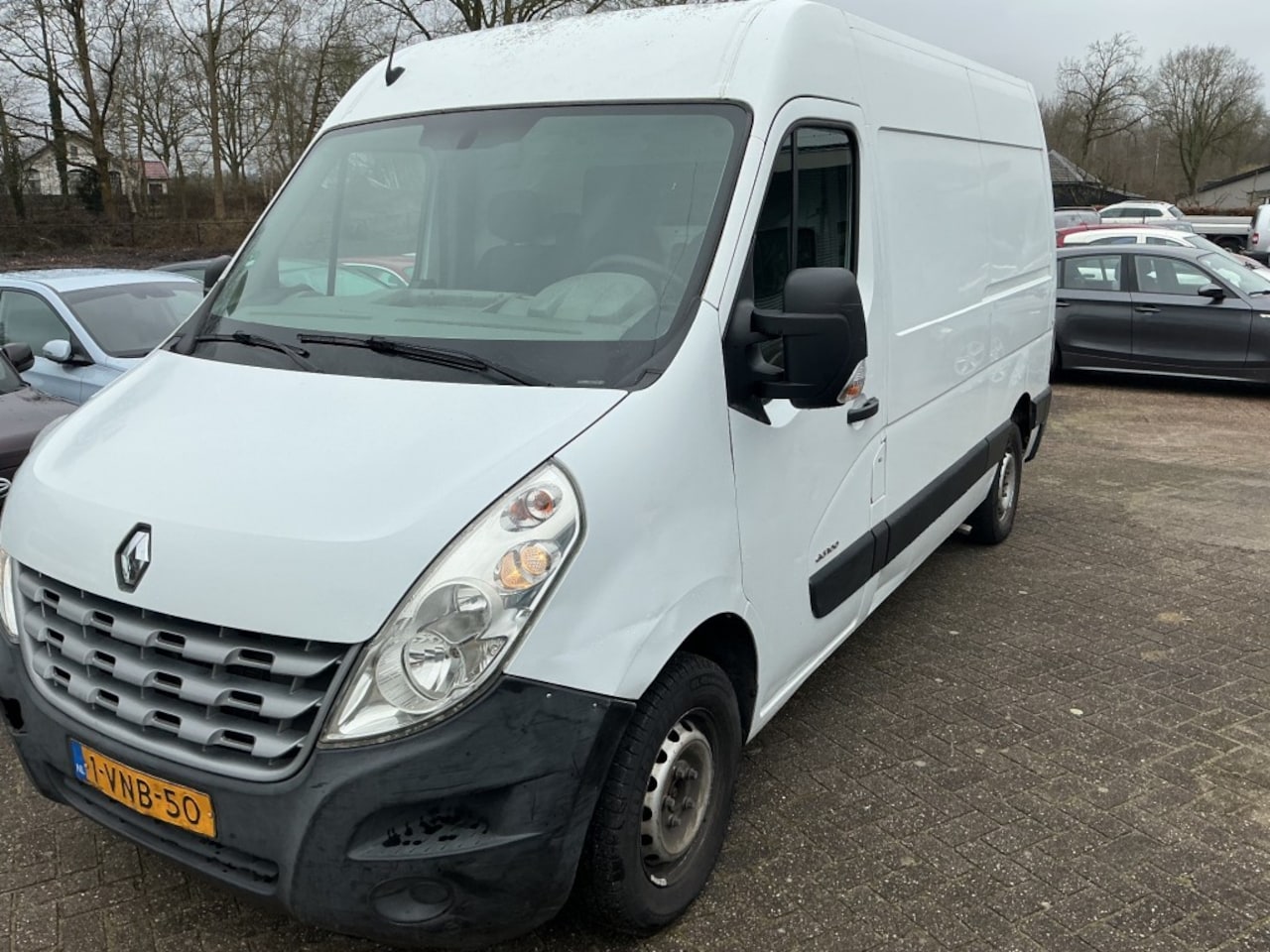 Renault Master - T33 2.3 dCi L2H2 T33 2.3 DCI L2H2 - AutoWereld.nl