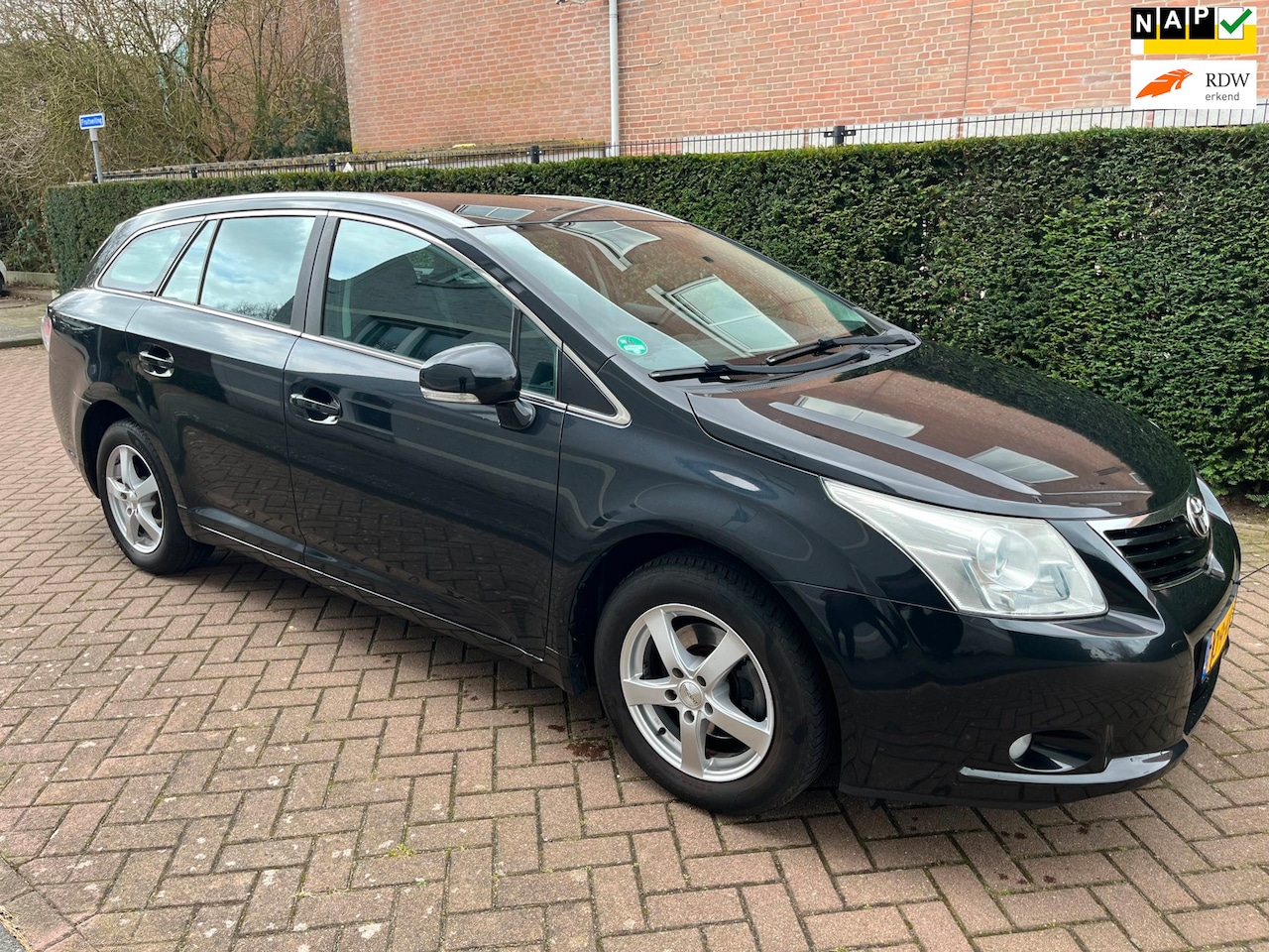 Toyota Avensis Wagon - 1.8 VVTi Dynamic 1.8 VVTi Dynamic - AutoWereld.nl