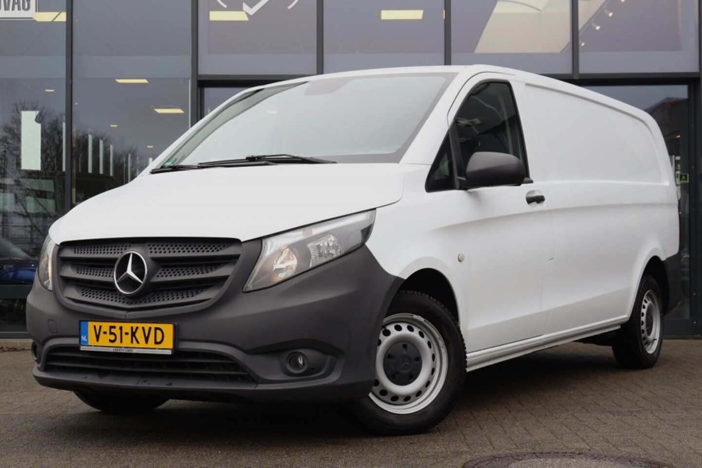 Mercedes-Benz Vito - 116 CDI L3 / 3 zits voor / Zijdeur + A-klep - AutoWereld.nl