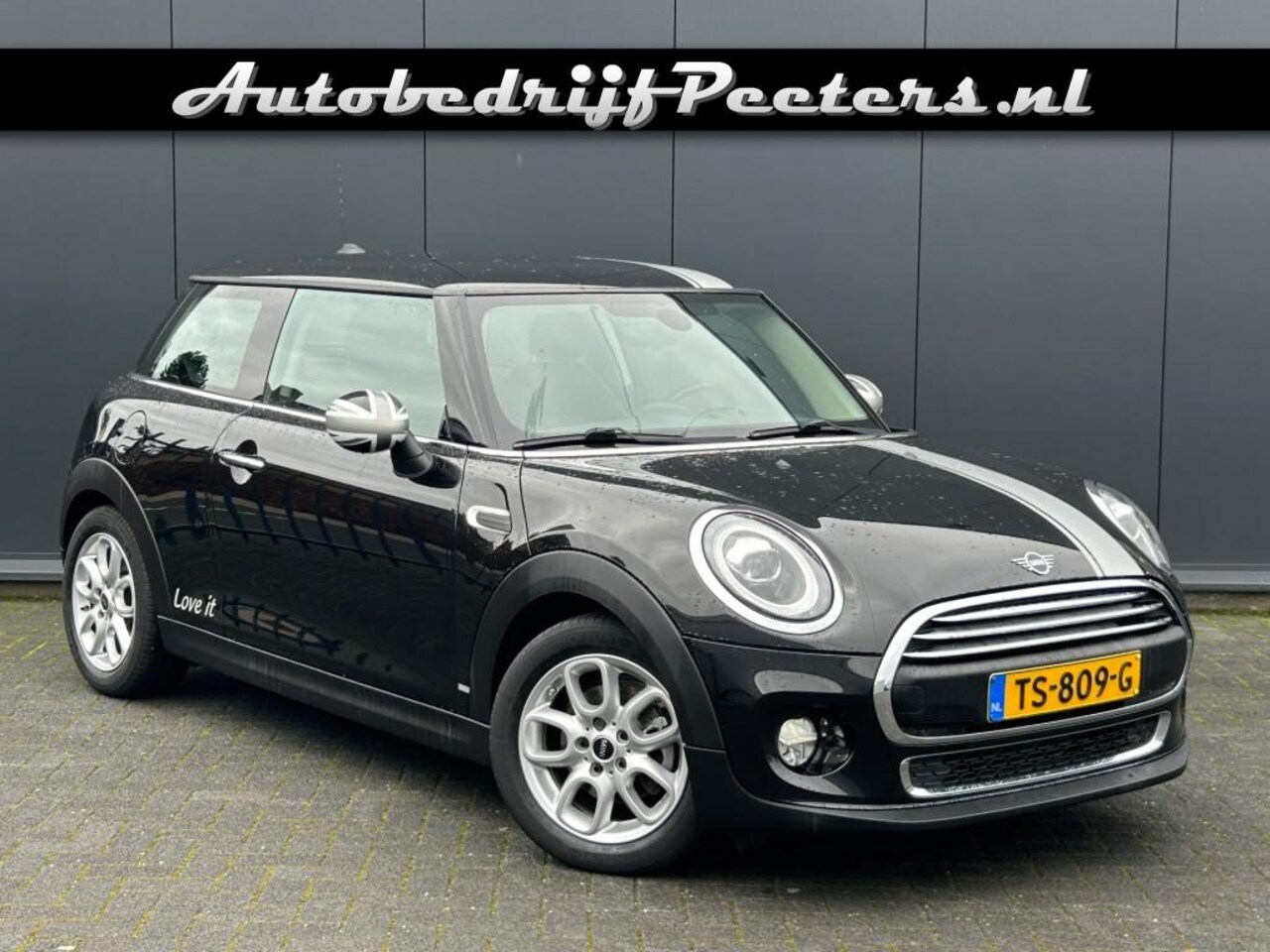 MINI One - 1.5 Automaat LED Navi Carplay Cruise PDC NL-auto - AutoWereld.nl