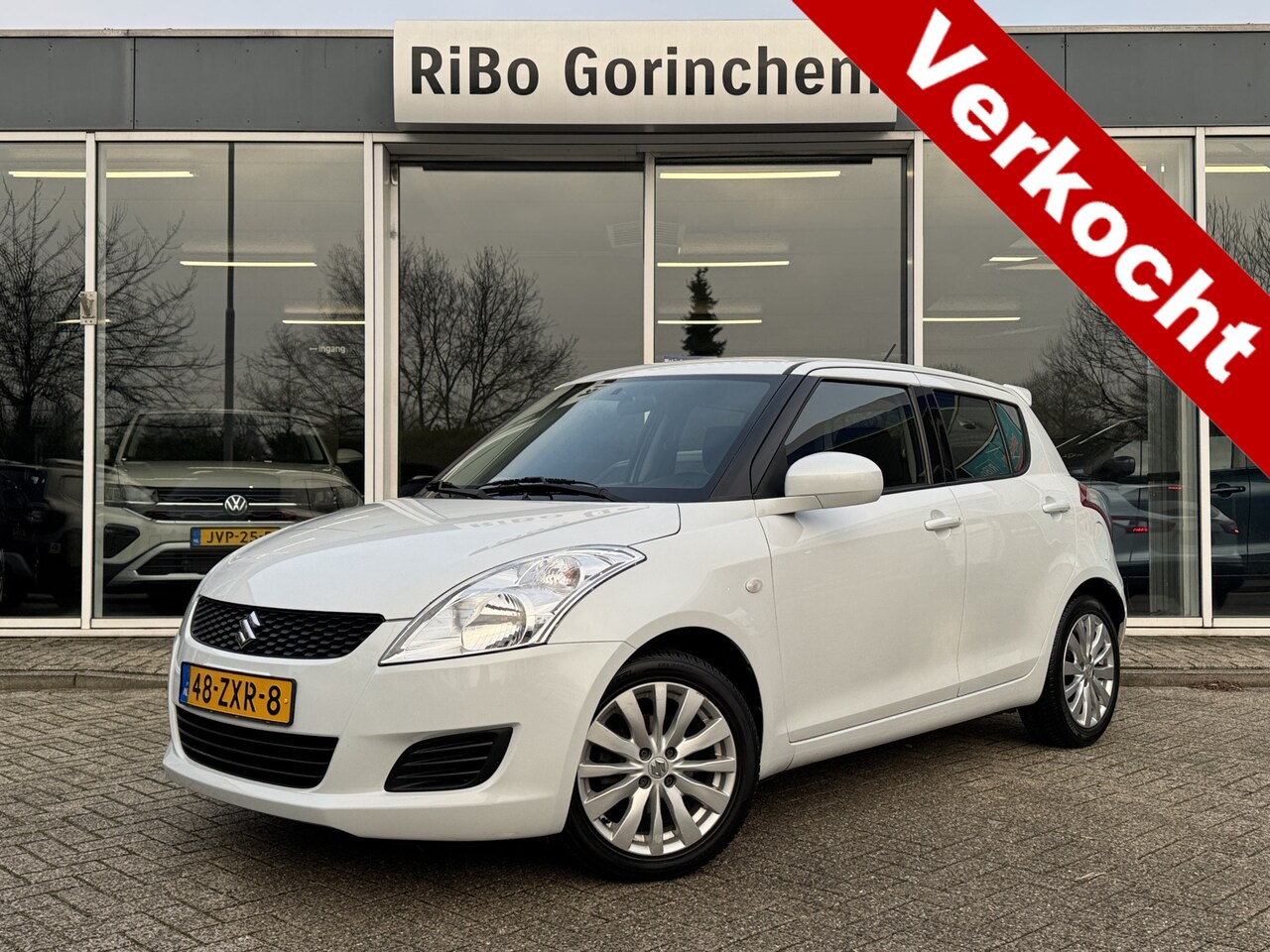 Suzuki Swift - 1.2 Bandit EASSS * Cruise control * Stoelverwarming * - AutoWereld.nl