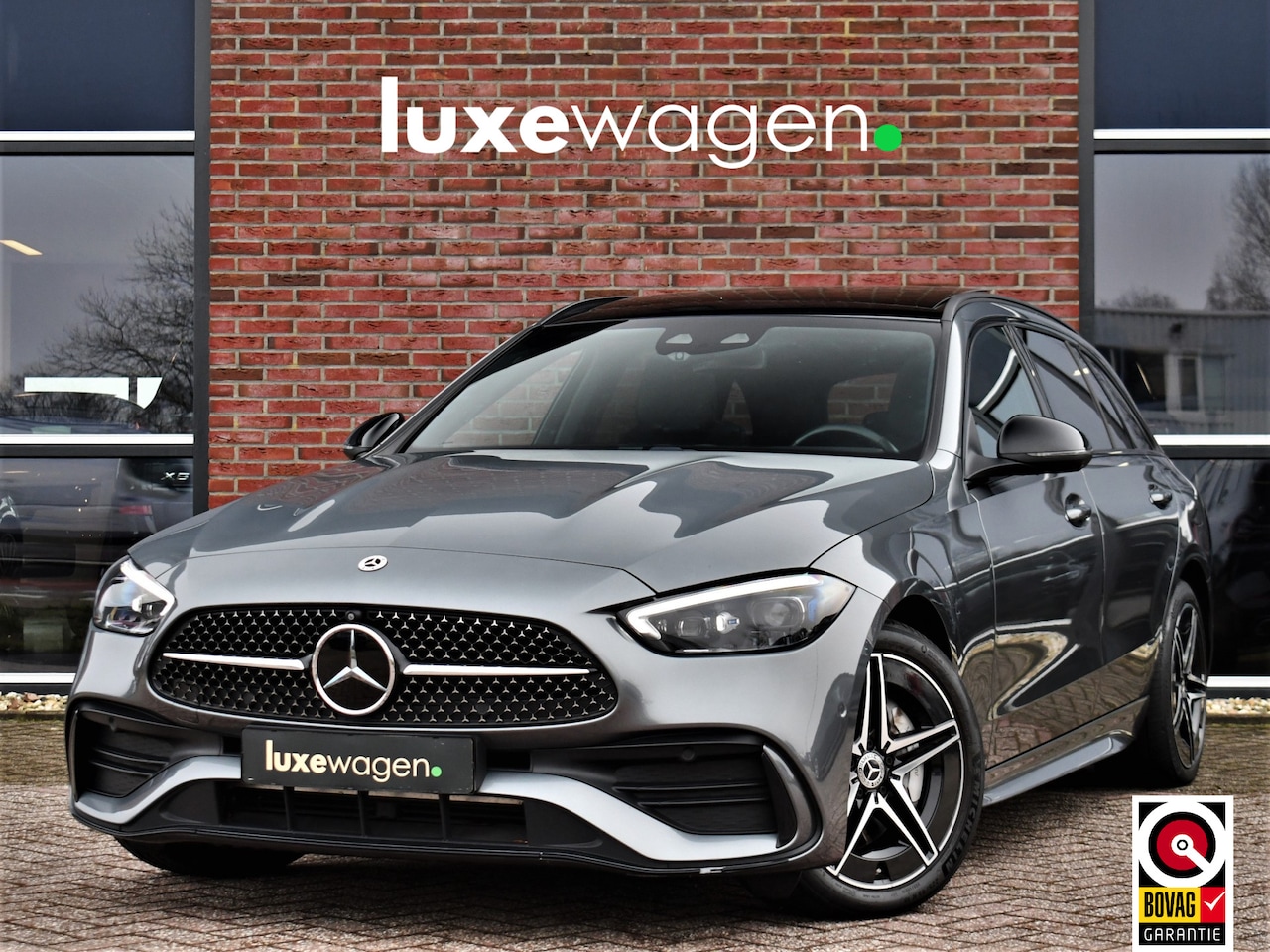 Mercedes-Benz C-klasse Estate - 300 e AMG Line Pano Trekh Distronic Night 360-cam - AutoWereld.nl