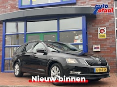 Skoda Octavia Combi - 1.4 TSI Greentech Style Business | Navi | Trekhaak | Stoelverwarming