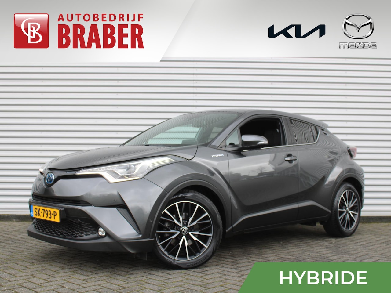 Toyota C-HR - 1.8 Hybrid Executive | Trekhaak | Stuur-/stoelverwarming | 18" LM | Camera | Cruise adapt. - AutoWereld.nl
