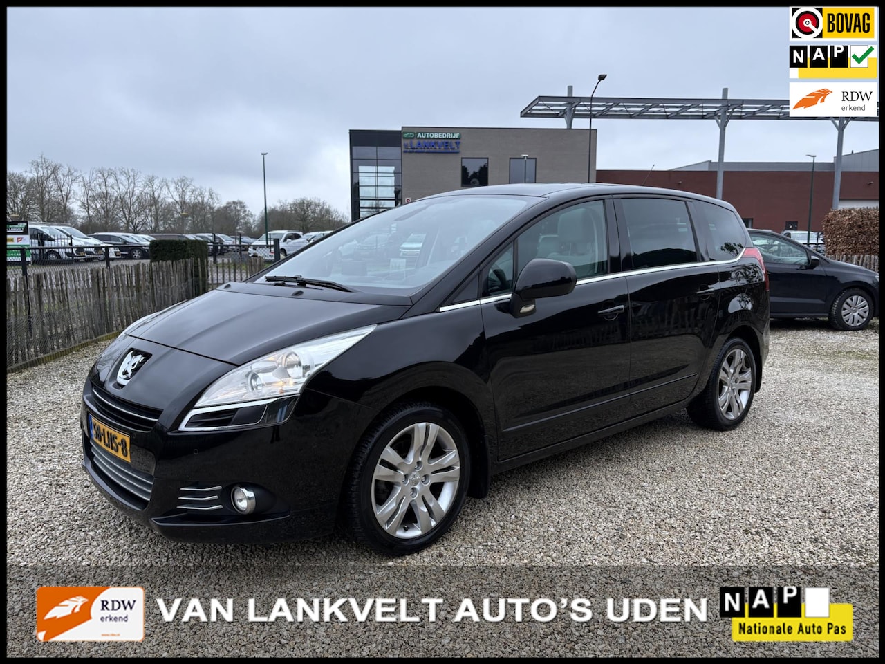 Peugeot 5008 - 1.6 156pk GT Panorama, Leder, Trekhaak - AutoWereld.nl