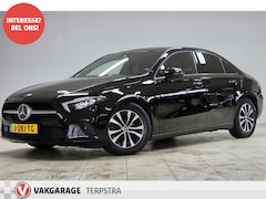 Mercedes-Benz A-klasse - 180 Business Solution/ LED Koplampen/ Wide-Screen/ Stoelverw./ Camera/ Zwarte-Hemel/ 16''