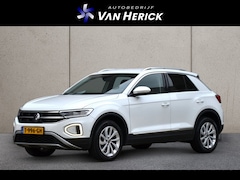 Volkswagen T-Roc - 1.5 TSI Style 150PK Automaat | Navigatie | Trekhaak | Stoelverwarming