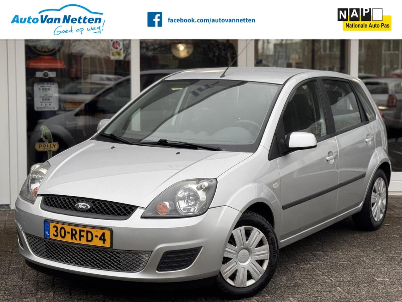 Ford Fiesta - 1.4-16V 80pk, Airco,Elek pakket,cpv,Trekhaak,Radio/cd - AutoWereld.nl