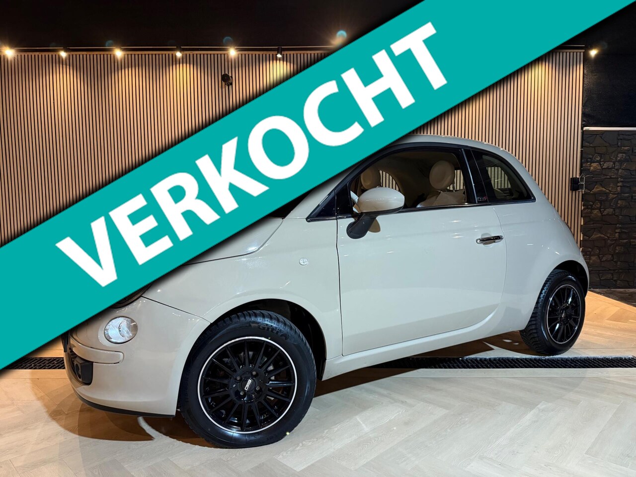 Fiat 500 C - 1.2 Cappucinno | Exclusive | PDC - AutoWereld.nl