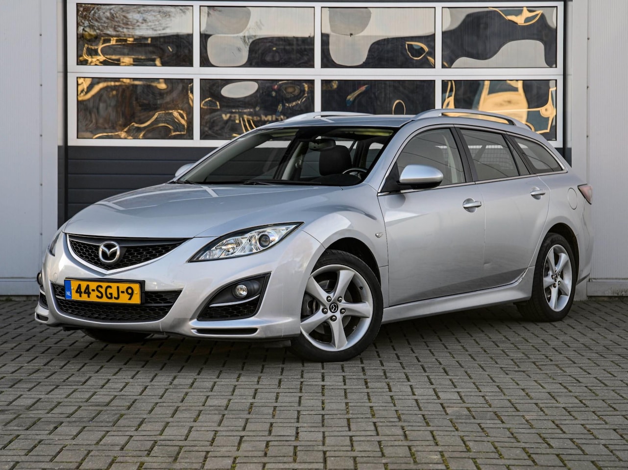 Mazda 6 Sportbreak - 2.2 CiTD TS | Climate control | Cruise control | Stoelverwarming | Trekhaak - AutoWereld.nl