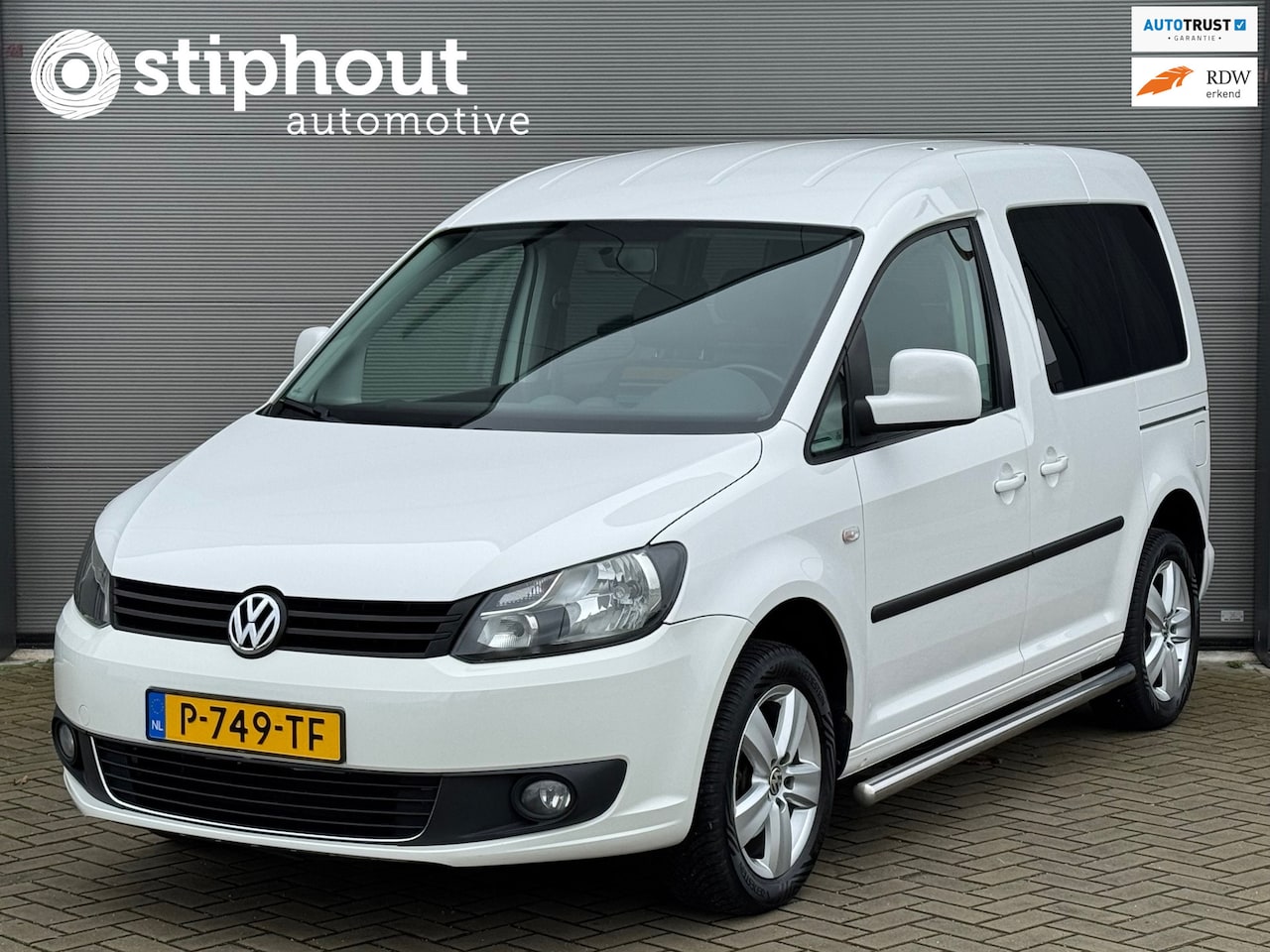Volkswagen Caddy - 1.2 TSI Trendline 5-pers.| NAVI | CRUISE | ALL SEASON | STOELVERWARMING - AutoWereld.nl