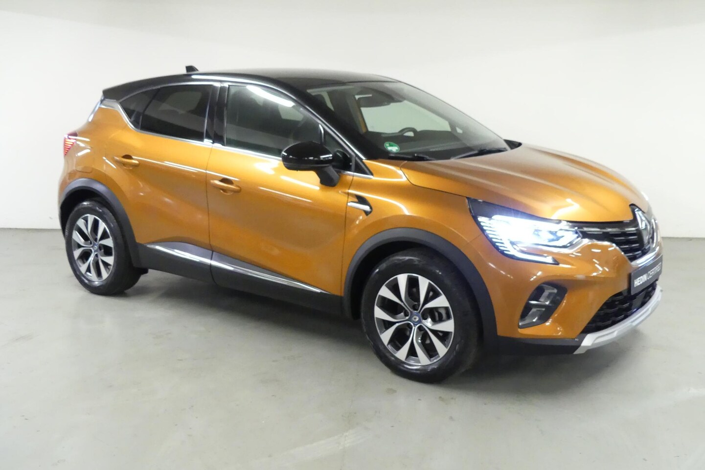 Renault Captur - E-Tech Plug-in Hybrid 160 Intens | Easy Link Multimedia & Navigatie | LED Pure Vision | Ca - AutoWereld.nl