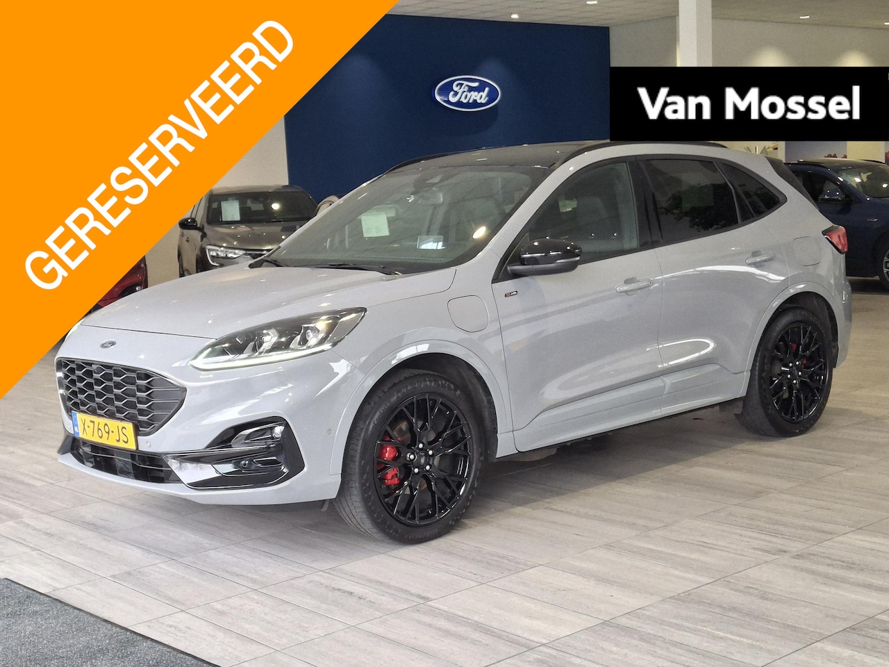 Ford Kuga - 2.5 PHEV Graphite Tech Edition | Trekhaak | Black Pack | Panoramadak | ACC | Camera voor & - AutoWereld.nl