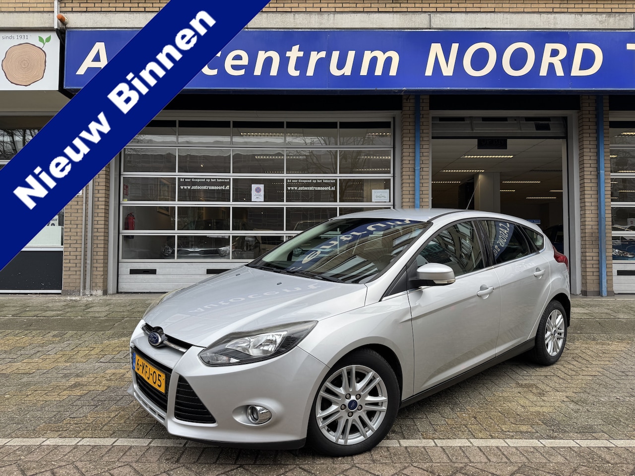 Ford Focus - 1.0 EcoBoost Titanium NAP | Navigatie | Cruise Control | Climate Control | Parkeersensoren - AutoWereld.nl