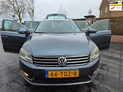Volkswagen Passat Variant - 1.6 TDI bj 2012 vol opties distributieriem is vervangen inruil mogelijk