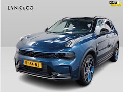 Lynk & Co 01 - 1.5 hybrid | Orig. NL | 360° Camera | CarPlay | PanoramaDak |