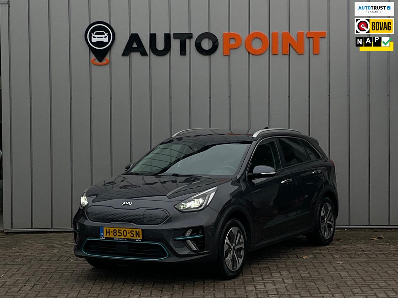 Kia e-Niro - ExecutiveLine 64 kWh 1E EIG ORG NL TREKHAAK|CAMERA|STOEL+STUURVRM|BLINDSPOT|LEER|ELEK.STOE - AutoWereld.nl