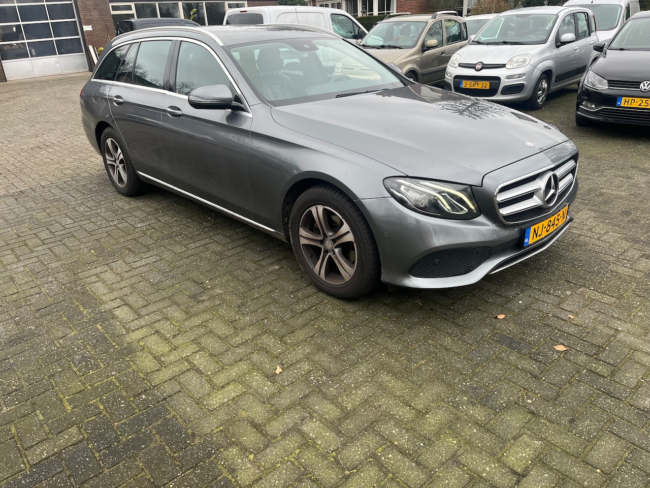 Mercedes-Benz E-klasse Estate - 220 d Ambition - AutoWereld.nl