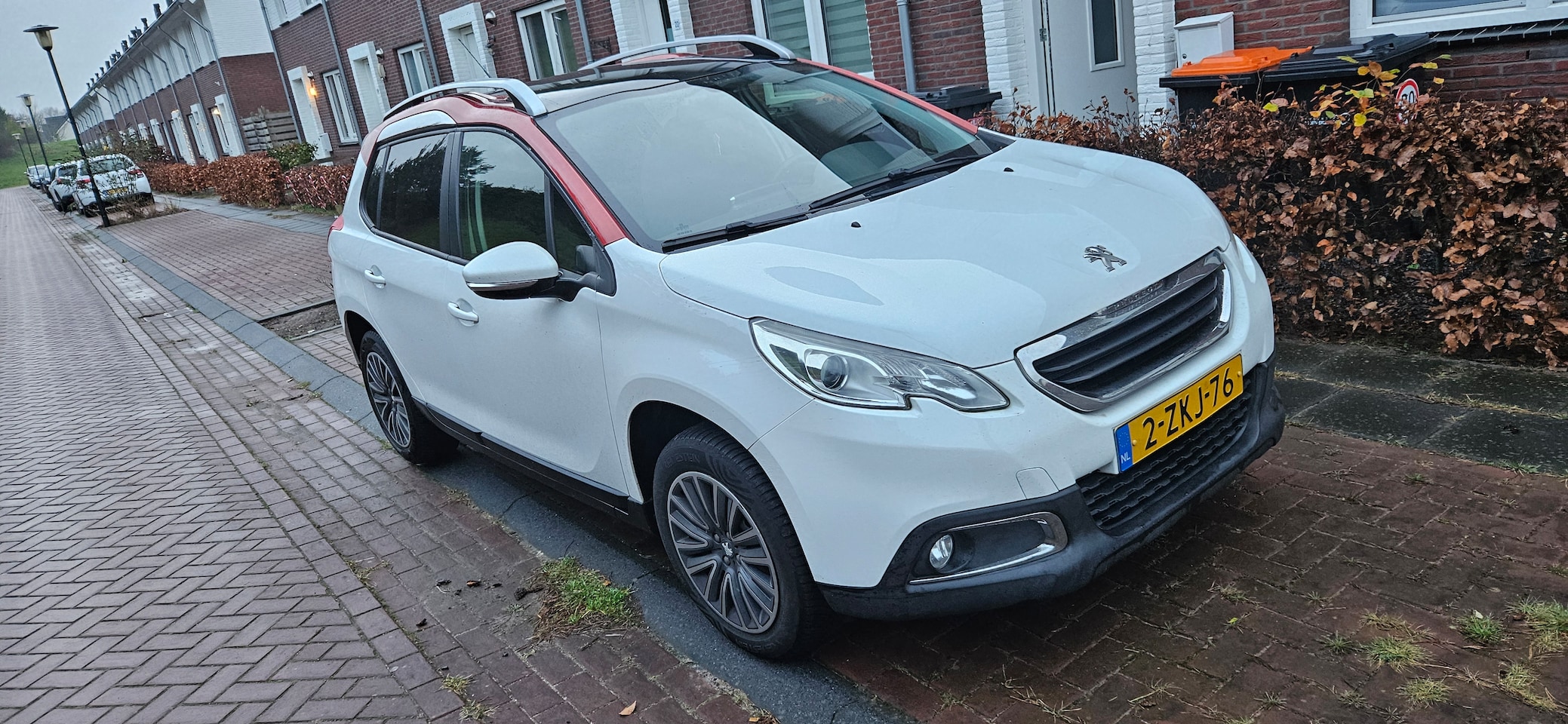 Peugeot 2008 - 1.2 PureTech Active - AutoWereld.nl