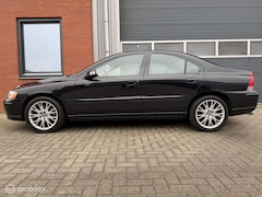 Volvo S60 - 2.5T 210pk Drivers Edition - leder - xenon - navi