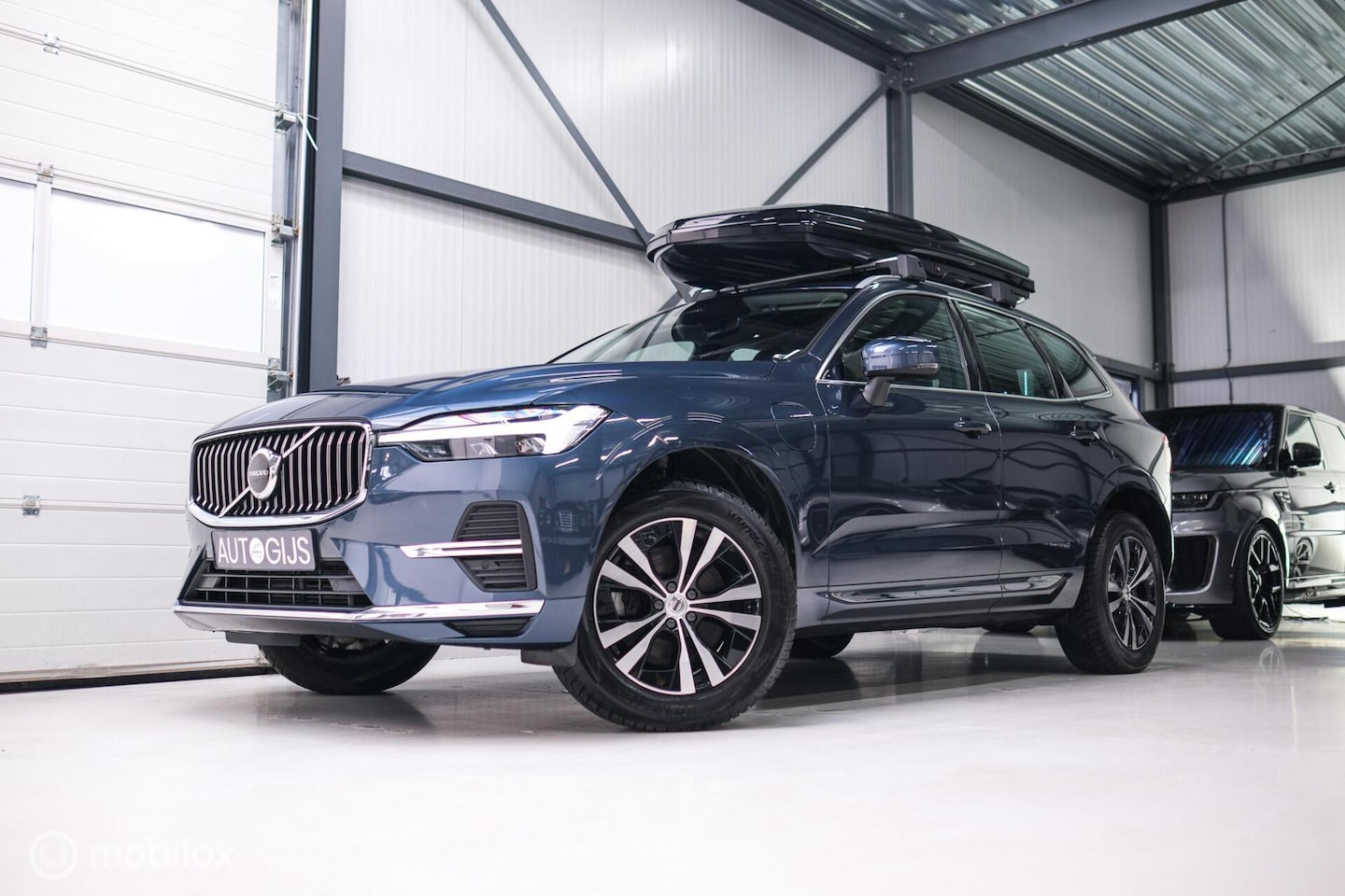 Volvo XC60 - 2.0 T6 Plug-in hybrid AWD Recharge 340 pk | Trekhaak | Facelift interface | Panoramadak | - AutoWereld.nl