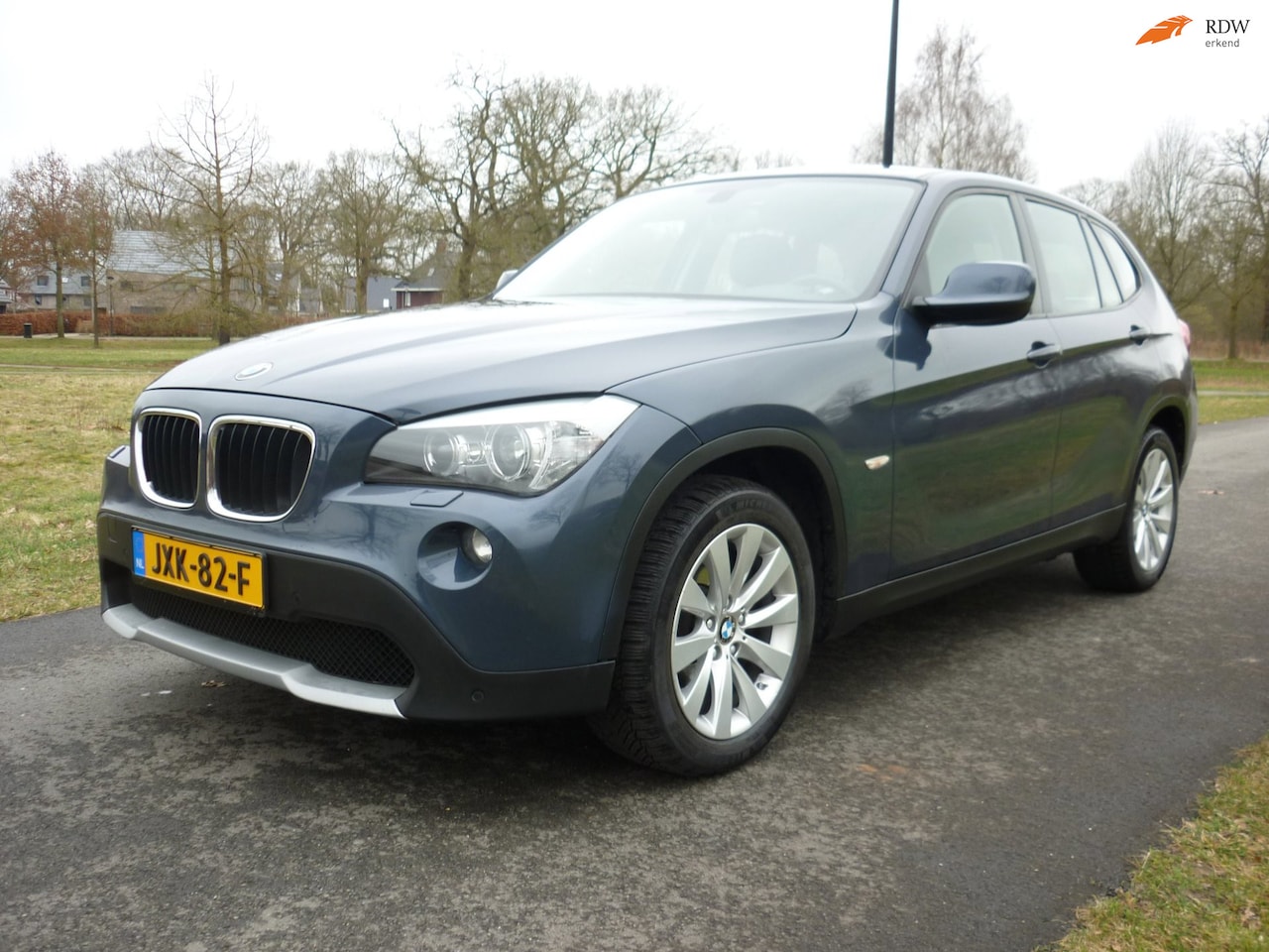 BMW X1 - SDrive20i airco,xenon,trekhaak,6versn. - AutoWereld.nl