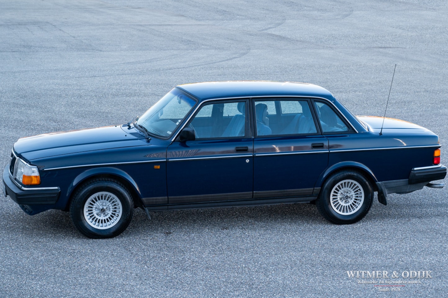 Volvo 240 - 2.3 GL automaat 135.000km - AutoWereld.nl