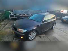 BMW 1-serie - 120i m pakket ratelende motor