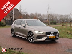 Volvo V60 - 2.0 T5 Momentum | Sportstoelen | Apple Carplay | Cruise Control | Leer | Trekhaak |