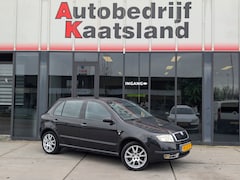 Skoda Fabia - 1.4-16V Creation - Airco - NIEUWE APK