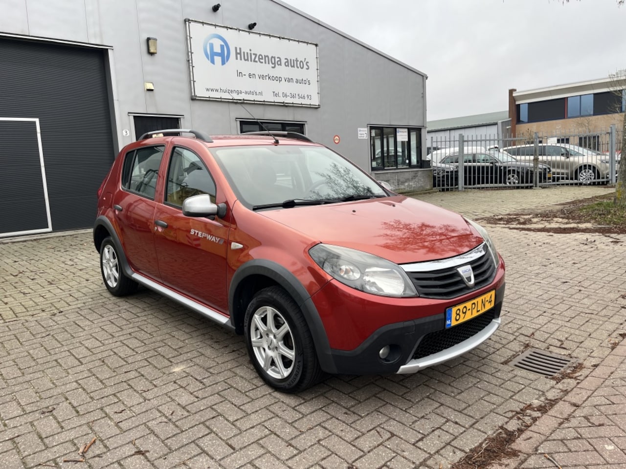Dacia Sandero Stepway - 1.6 5DRS| AIRCO! - AutoWereld.nl
