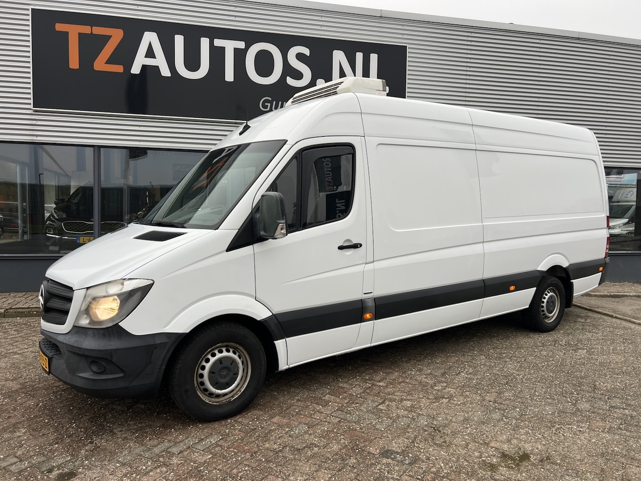 Mercedes-Benz Sprinter - 316 CDI 432 L3H2 (E6)Koelwagen Dag&Nacht - AutoWereld.nl