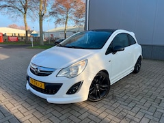 Opel Corsa - 1.4-16V Color Edition Black On White Vol Jaar Apk