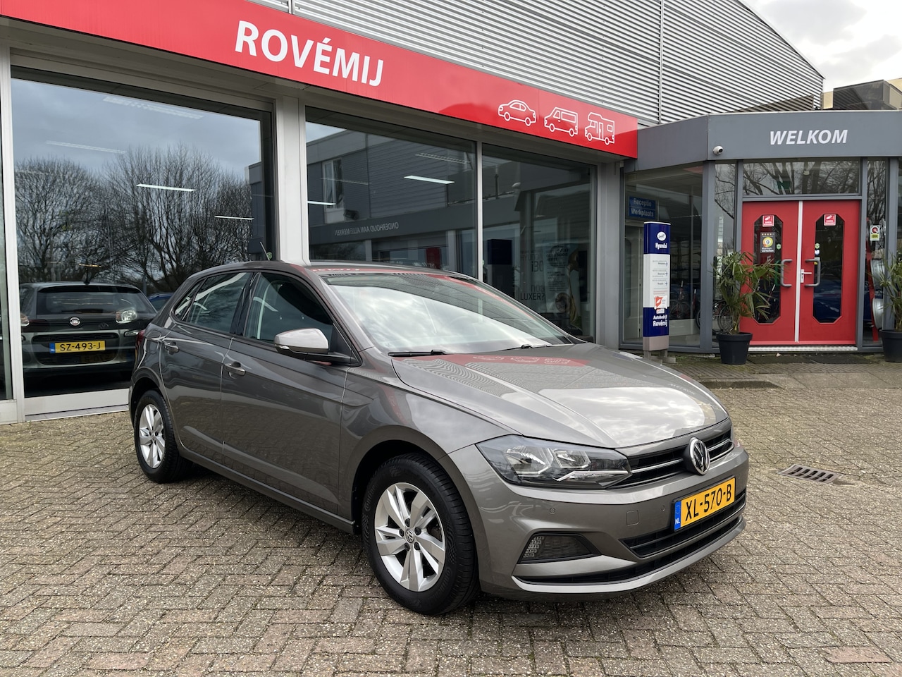 Volkswagen Polo - 1.0 TSI Comfortline Business Automaat, Carplay, Cruise, Parkeersensoren. - AutoWereld.nl
